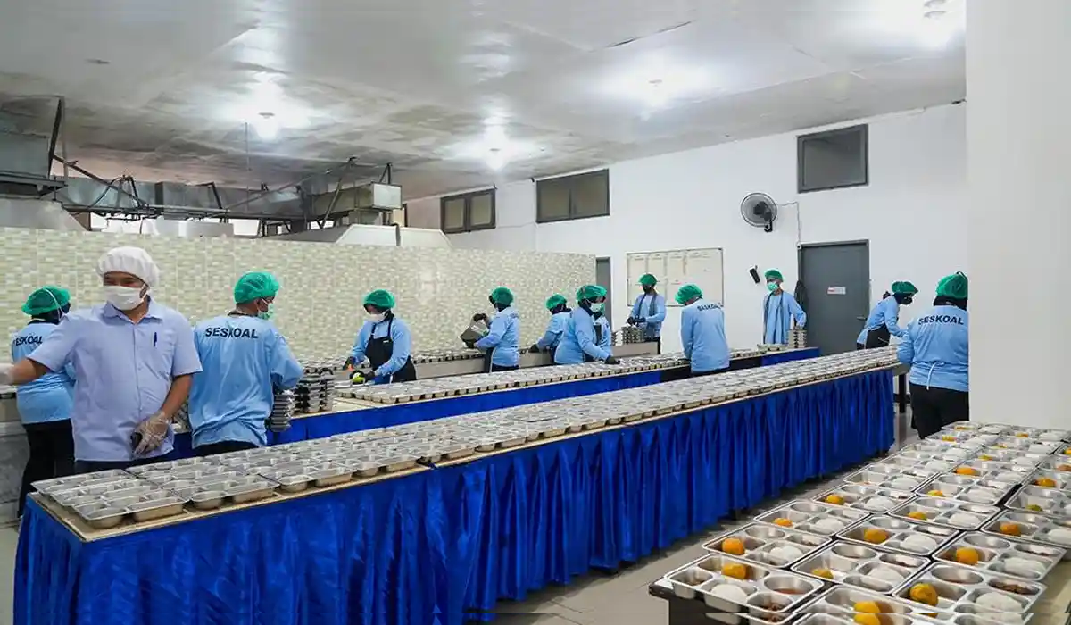 Innovation and Experimentation as Keys to Development